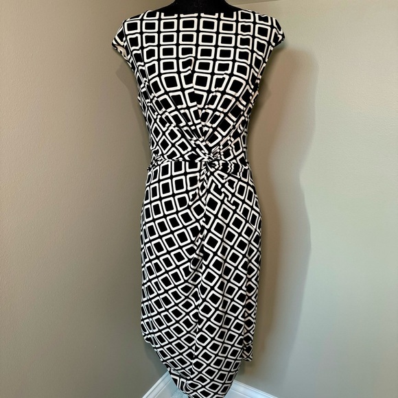 Lauren Ralph Lauren women’s size‎ 10 geometric sleeveless faux wrap dress - Picture 1 of 6
